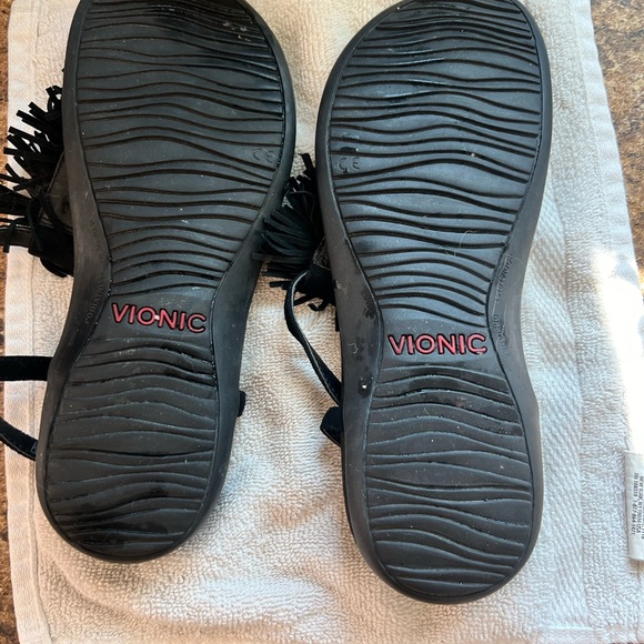 Vionic Sandals - Picture 3 of 5